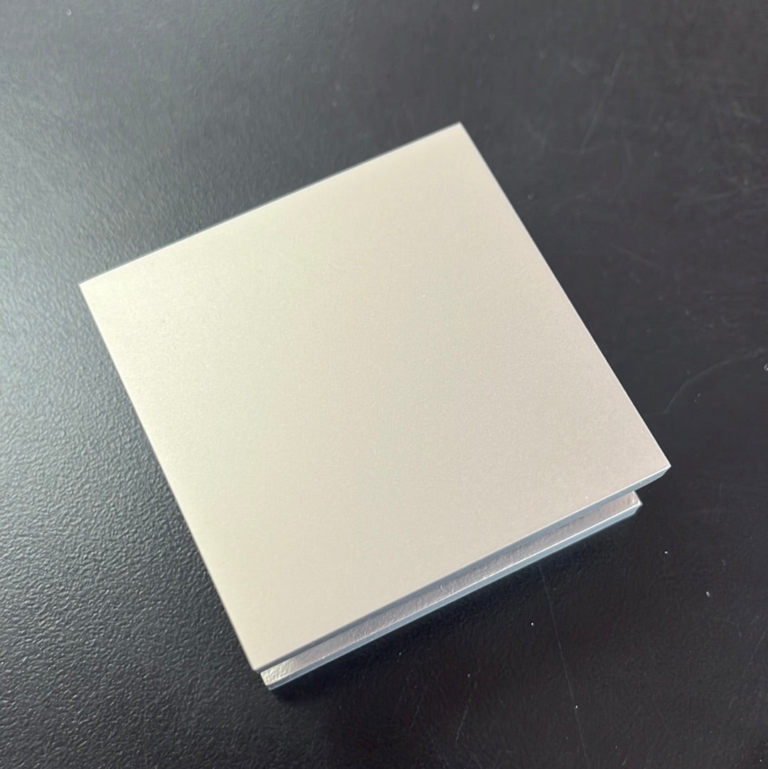 SQUARE WALL MOUNT CLAMP
